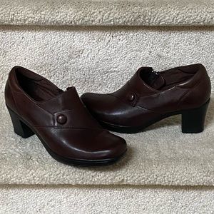 CLARKS - BENDABLE/Leather /Comfortable Cuban Heel Shoes. Brown-7. 5 M.USED.